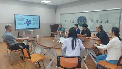趙正雄副校長深入現代教育技術中心調研，強調技術推廣服務助力學校信息化發(fā)展